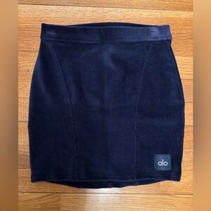 ALO Yoga Women's Navy Mini Skirt